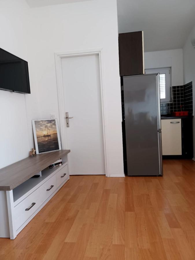 Doana Apartments Vir Eksteriør bilde